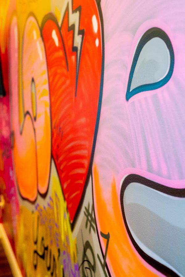 Art Deco Graffiti Suite Philadelphia Ngoại thất bức ảnh